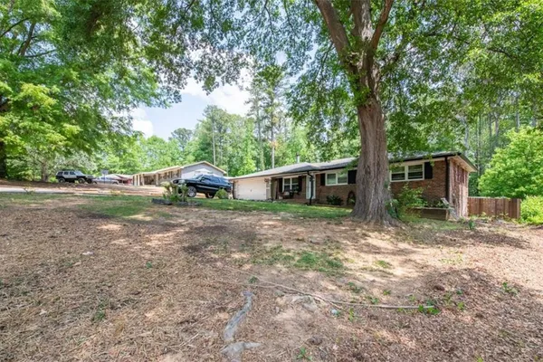 303 WILDWOOD DR