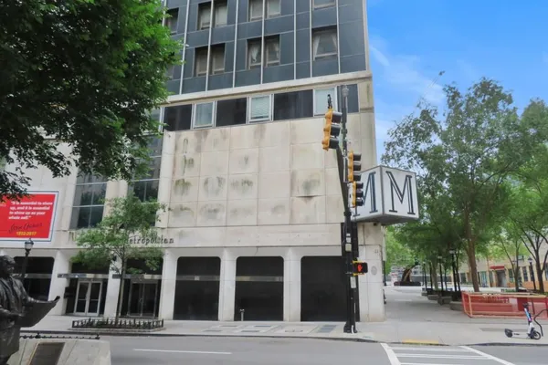 20 MARIETTA ST 4B