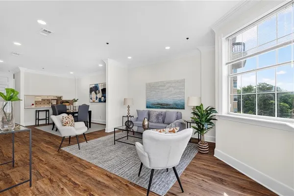 2499 PEACHTREE RD 508