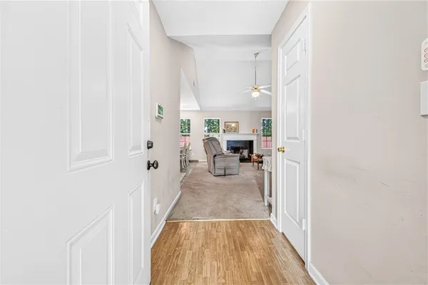 2343 RAMBLING WAY