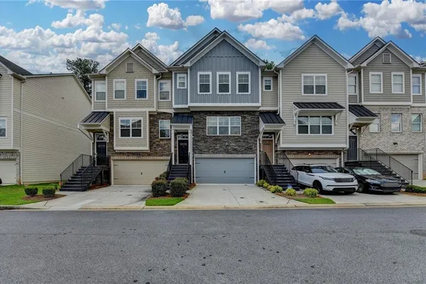 2719 HEDGEWAY CIR
