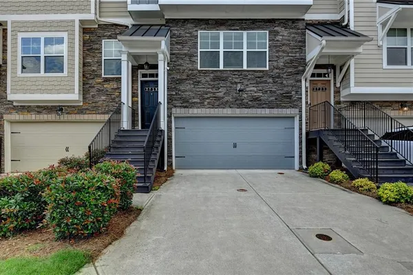 2719 HEDGEWAY CIR