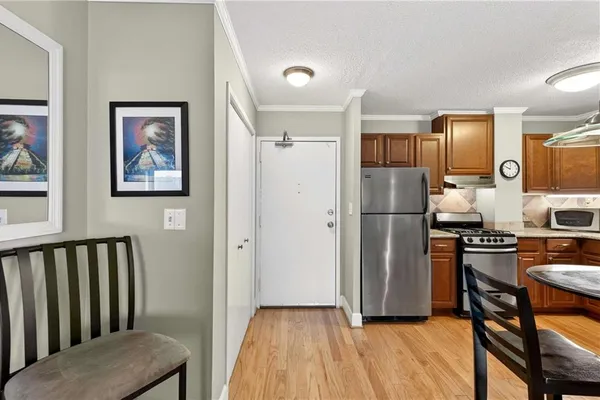 2285 PEACHTREE RD 1106