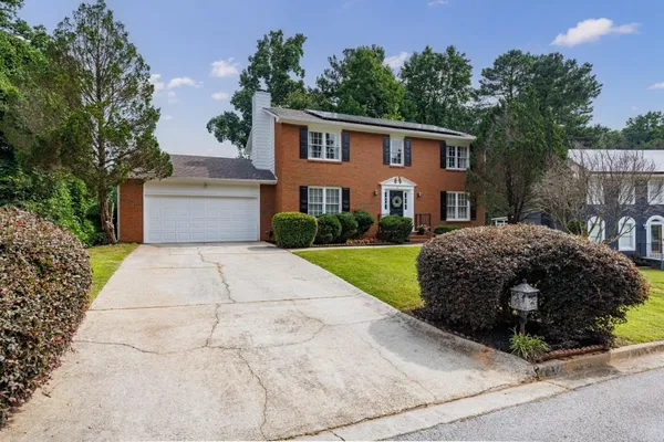 861 LAGOON CT