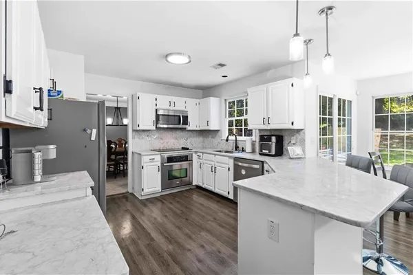 1180 ROSEBERRY CT