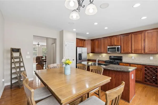 503 GROVE FIELD CT