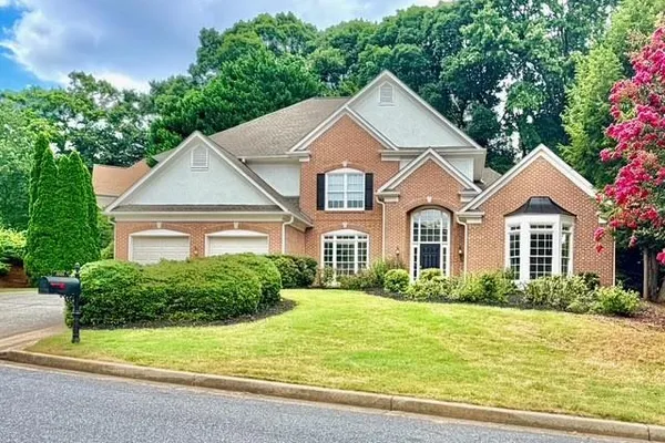 1000 WINDING BRIDGE WAY