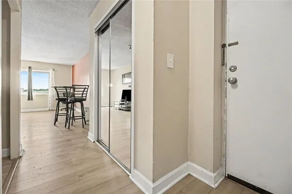 2285 PEACHTREE RD 909