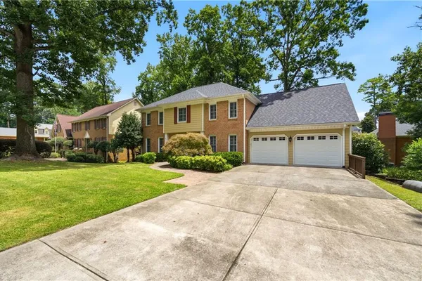 461 BERRYPATCH LN