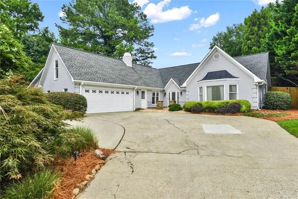469 TIMBERLEA LAKE DR