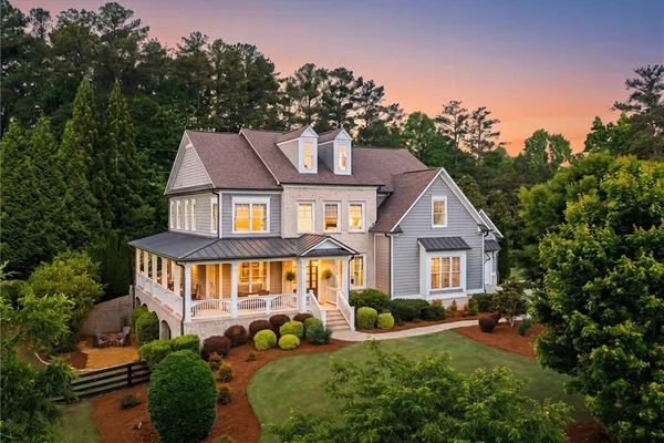 410 BUCKFIELD LN