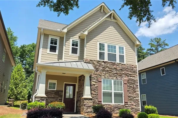 2339 VILLAGE GROVE DR