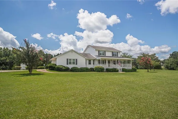 195 SKYVIEW DR
