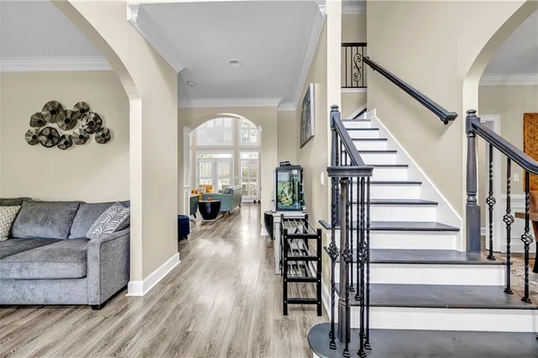 520 MONARCH LAKE WAY