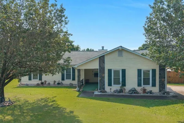 109 SUMMERFIELD DR
