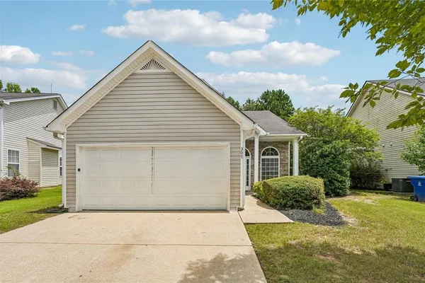 307 PROVIDENCE RD