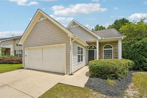307 PROVIDENCE RD