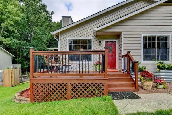 3366 HIGHLAND PINE WAY
