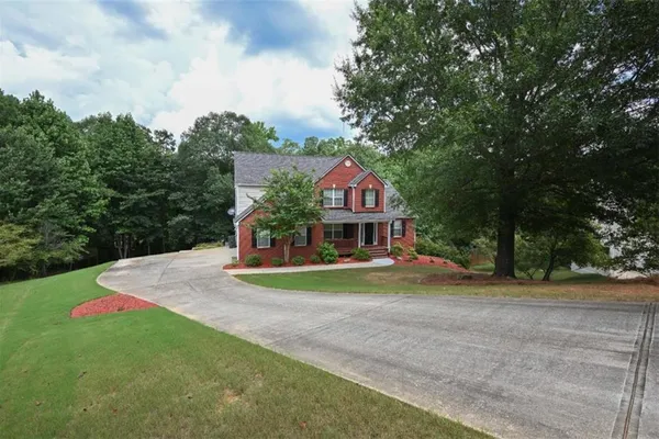 529 PLANTATION CREEK DR