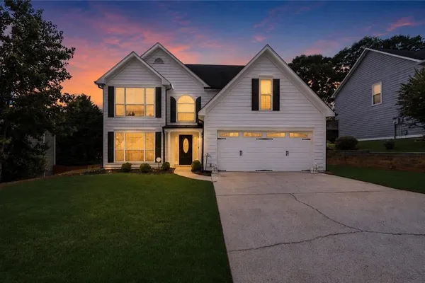 2765 SUWANEE LAKES TRL