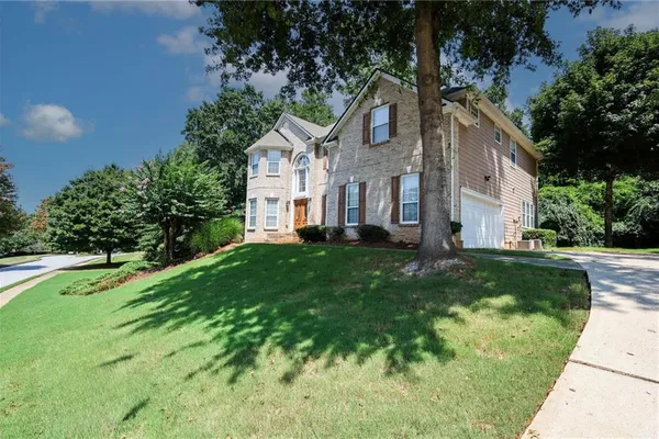 1105 FOUNTAIN CREST DR