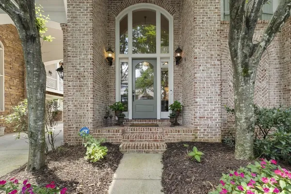 1377 VILLAGE PARK DR