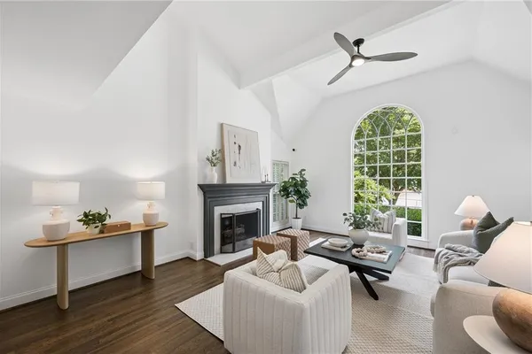 1175 CHALFONT WALK