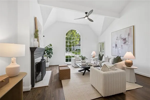 1175 CHALFONT WALK