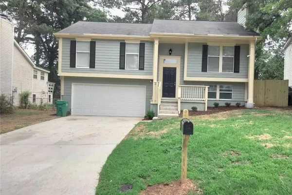 2053 RAINTREE PL
