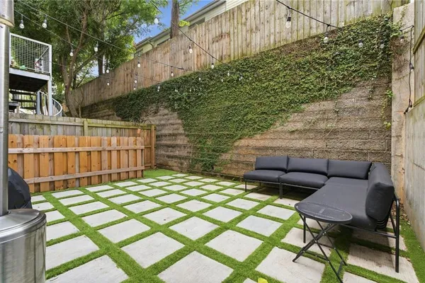 1278 EAMES GRN