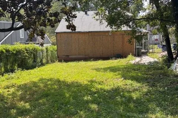 1972 CONRAD AVE