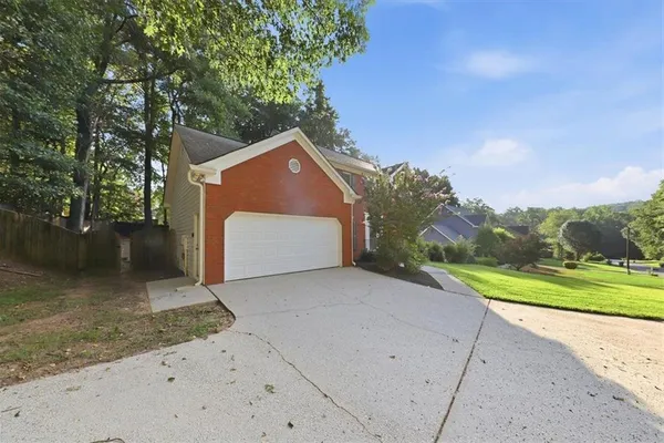 245 ST MARTINS DR