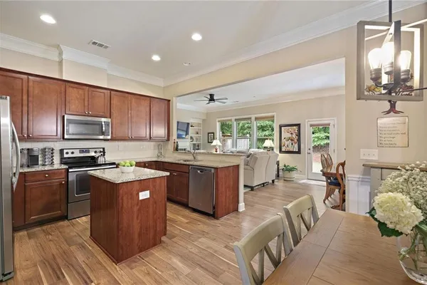 1971 SILVER BIRCH DR 5