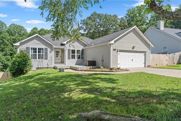 104 LEGEND CREEK DR