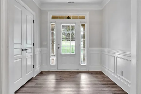 247 CHANDLER WALK