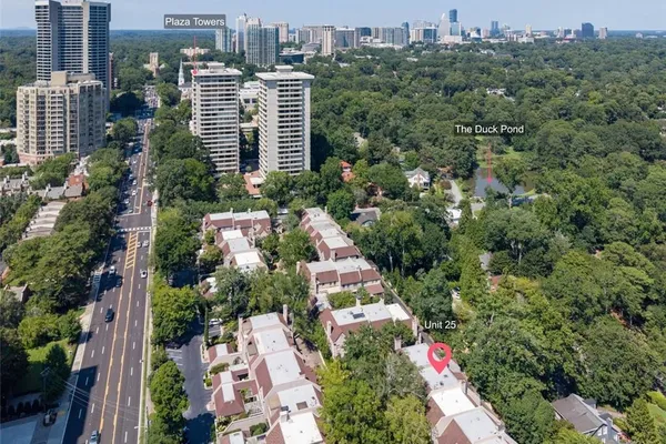 2525 PEACHTREE RD 25