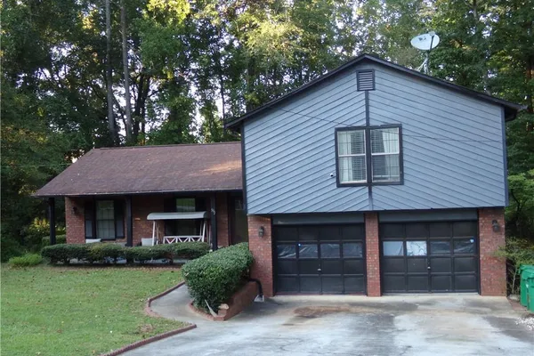 5792 WINDERMERE CT