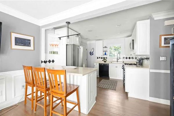 869 BRIARCLIFF RD C-24