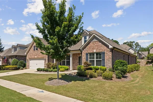 3898 HEIRLOOM LOOP CT
