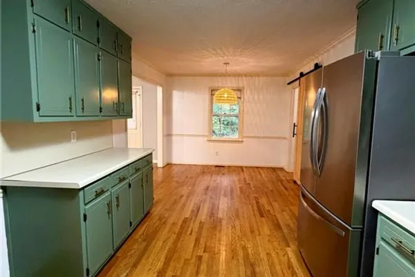 3676 LENORA CHURCH RD
