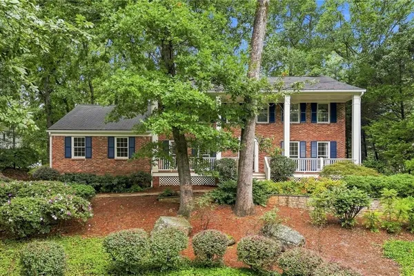 412 PEBBLESTONE CT