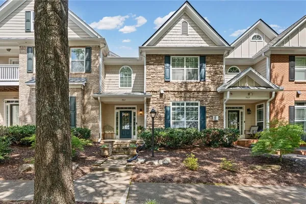 967 CAMBRON COMMONS TRCE