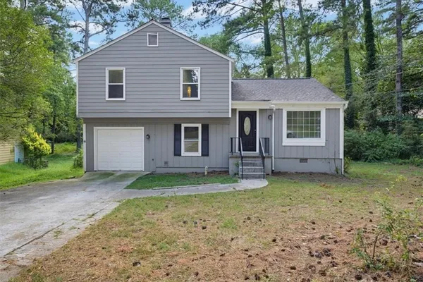 429 SHERWOOD CIR