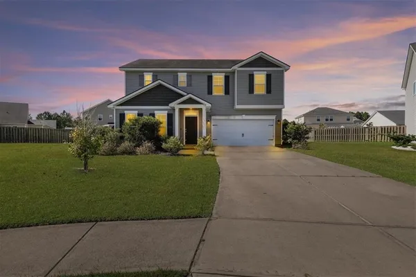 8 CHIMNEY CT
