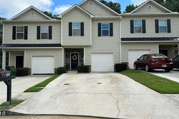 5428 SYCAMORE CT
