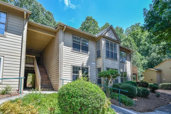 2235 OLD HAMILTON PL G100