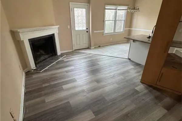 937 CARLA PL
