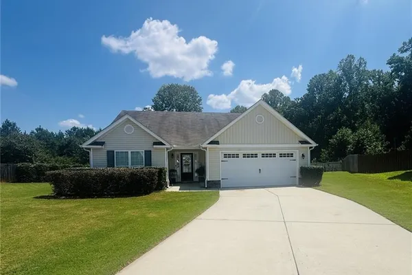 110 MANCHESTER LN