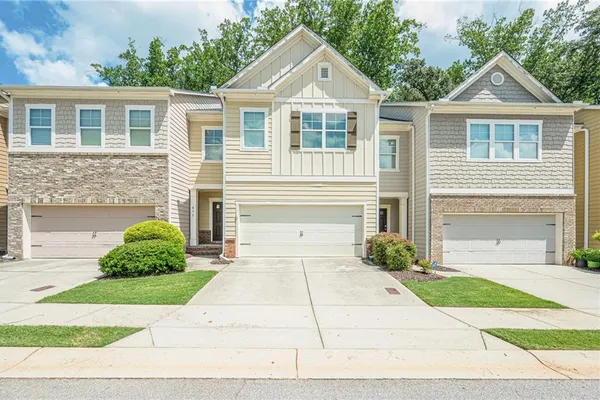 877 WHITTINGTON PKWY