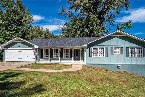5205 CORINTH CIR